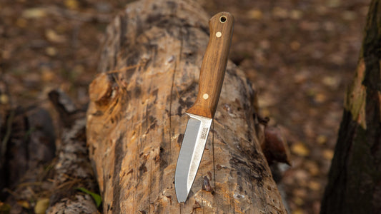Knives as Tools for Building Shelter