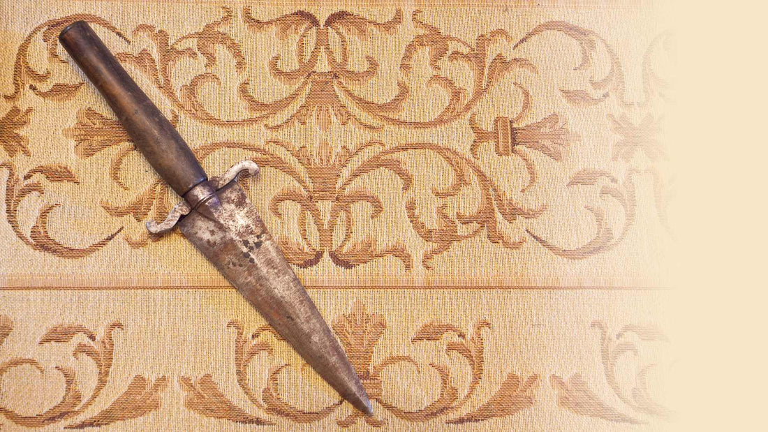 Traditional Knives of the Middle East: A Cultural Perspective