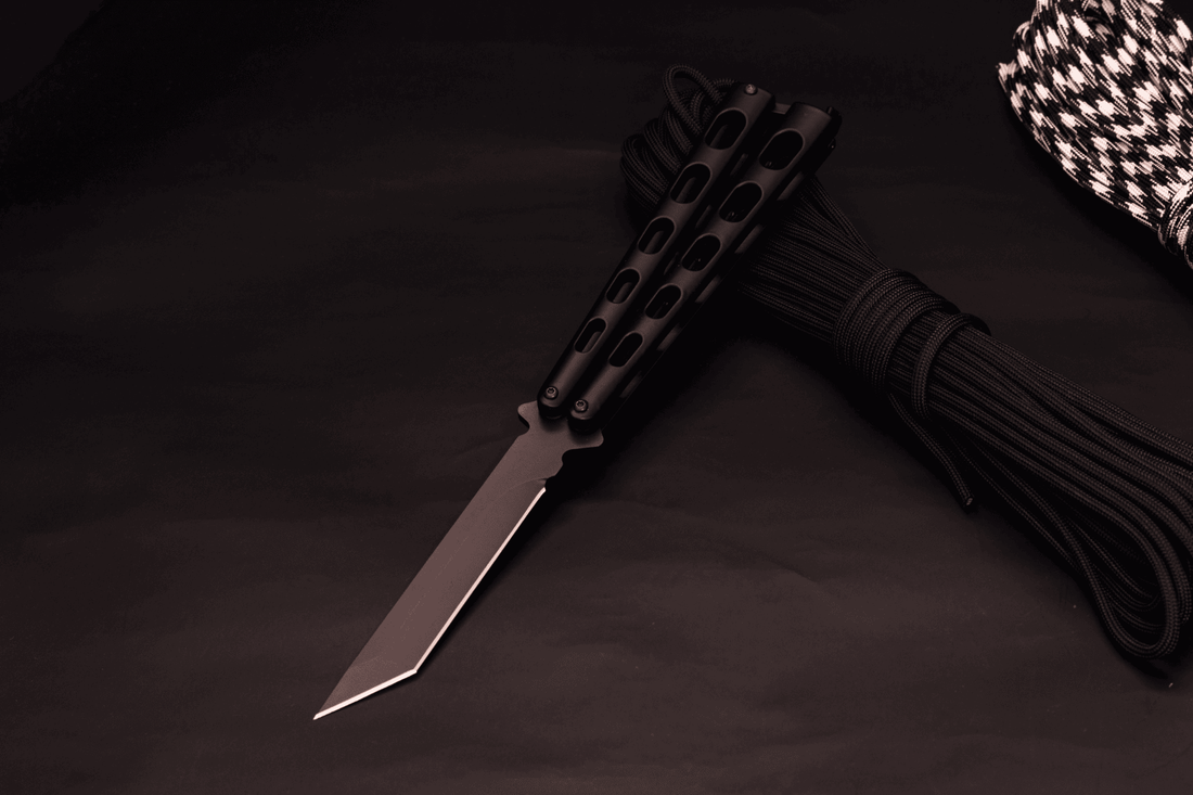 The History of Tanto Knives: From Samurai Blades to Modern Designs