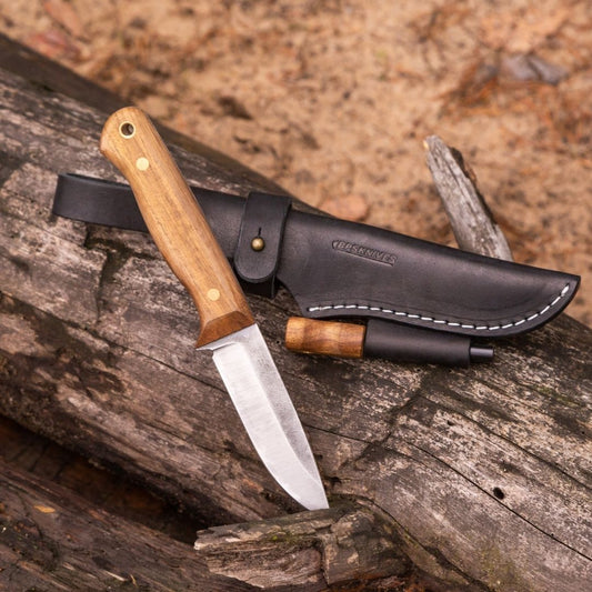 Assembling a Knife Set for a Beginner Bushcrafter
